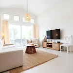 Casa Nola Elegant Modern Bungalow, Pool & Sea Location, Paphos * Klorakas