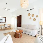 Casa Nola Elegant Modern Bungalow, Pool & Sea Location, Paphos ヴィラ *