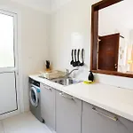 Casa Nola Elegant Modern Bungalow, Pool & Sea Location, Paphos ヴィラ *