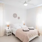 Casa Nola Elegant Modern Bungalow, Pool & Sea Location, Paphos