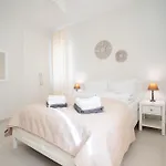 Casa Nola Elegant Modern Bungalow, Pool & Sea Location, Paphos ヴィラ Klorakas