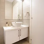 Casa Nola Elegant Modern Bungalow, Pool & Sea Location, Paphos *