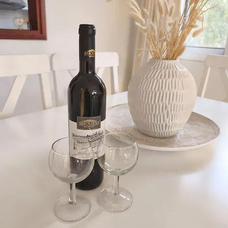 And Nest Casa Nola Elegant Modern Bungalow, Pool & Sea Location, Paphos Villa Klorakas