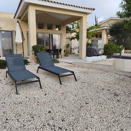 And Nest Casa Nola Elegant Modern Bungalow, Pool & Sea Location, Paphos Villa Klorakas