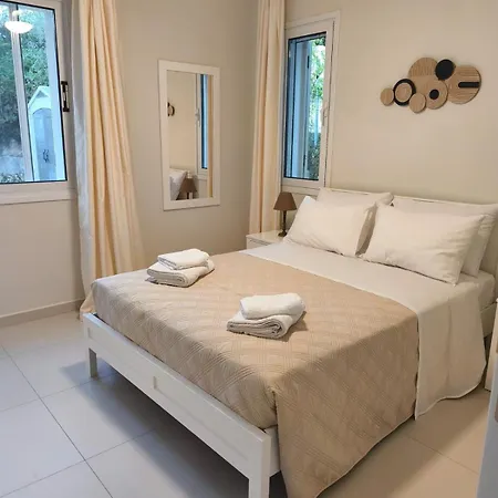 And Nest Casa Nola Elegant Modern Bungalow, Pool & Sea Location, Paphos Villa Klorakas