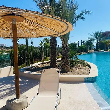 Villa And Nest Casa Nola Elegant Modern Bungalow, Pool & Sea Location, Paphos *