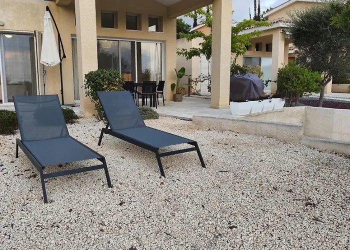 And Nest Casa Nola Elegant Modern Bungalow, Pool & Sea Location, Paphos Vila Klorakas